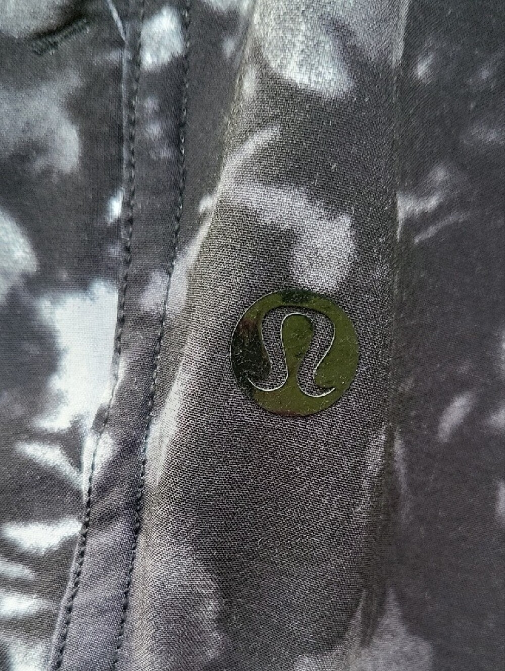lululemon athletica Black and White Tie-Dye Athletic Shorts - Picture 8 of 12